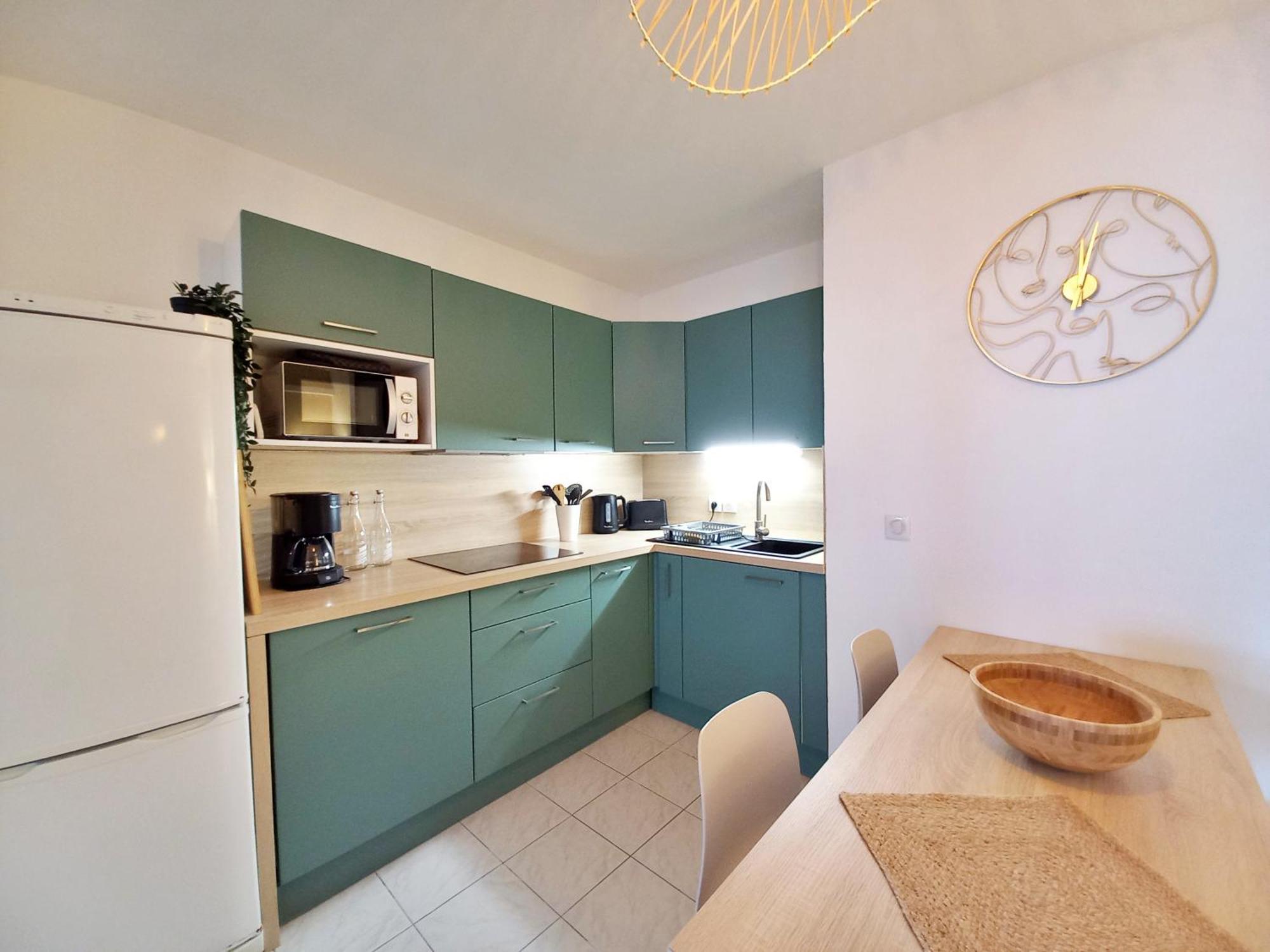 Apartment Port - A Pied - Wifi - Clim